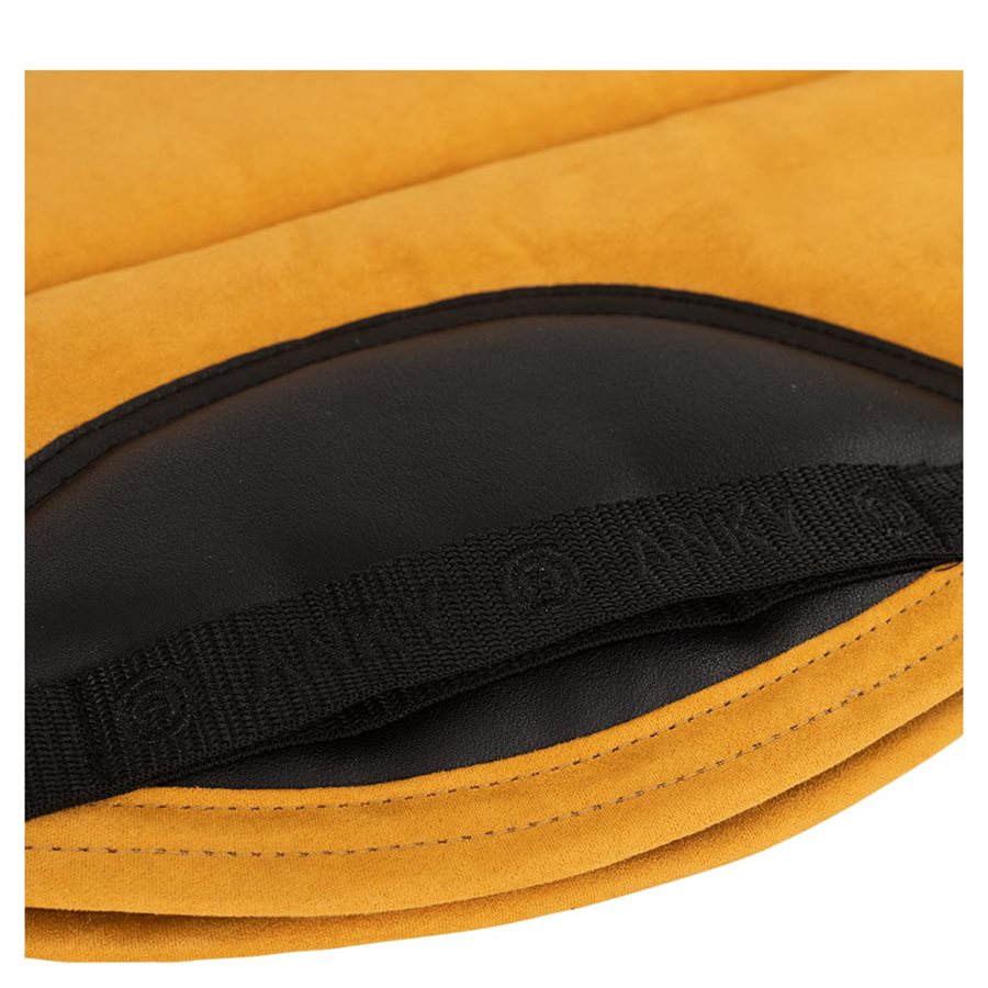 Tapis De Selle De Trail Anglais Matelassé Cheval Tout Usage Rouge Avec Poches 72116 P 679611